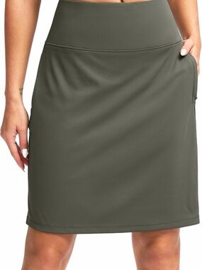 Athletic Skort in Olive Green